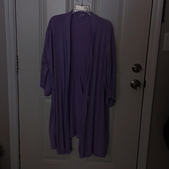 Lavender Robe - Picture 2 of 4